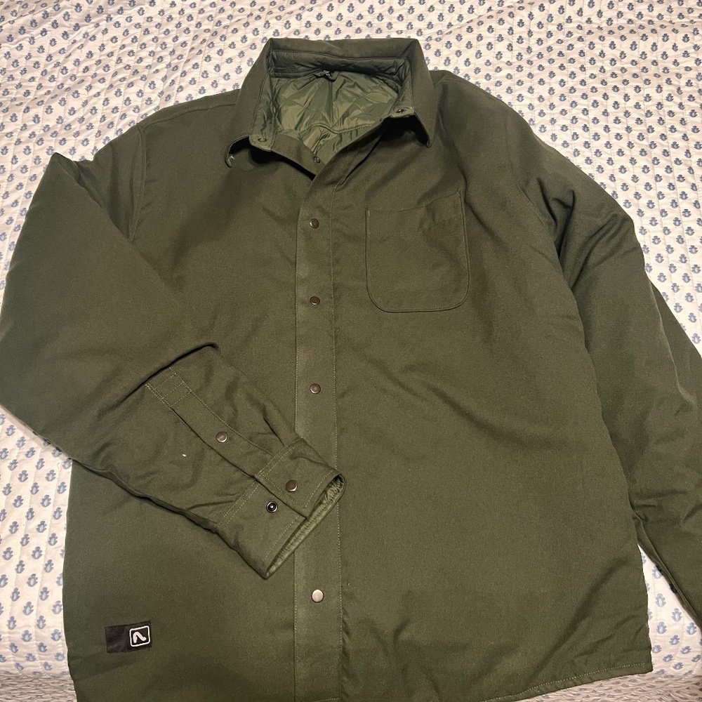 Nice Solid Green Quilted Shirt Jacket - image 1